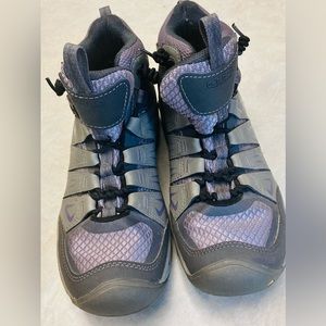 Womens Hiking Boots | Keen Oakridge sz 8.5/39 | Purple + Grey